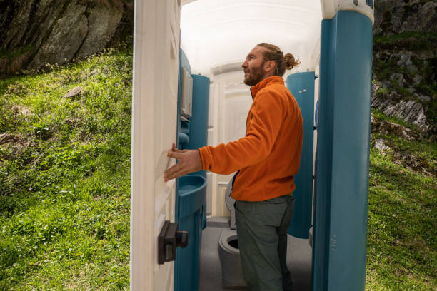 Best Luxury portable toilet rental  in Fairfield Beach, OH